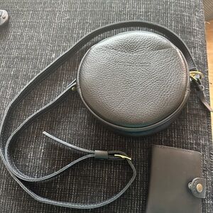 Portland Leather Small Circle Black Crossbody Bag and Mini Bifold Wallet